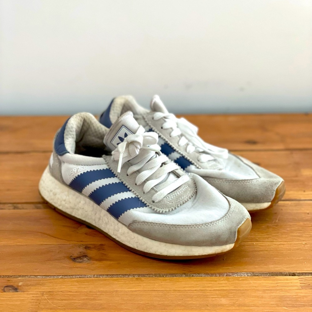Women’s Adidas I-5923